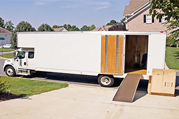 Long distance moving company moving truckl